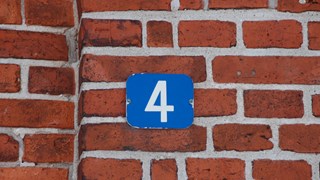 Husnummer 4