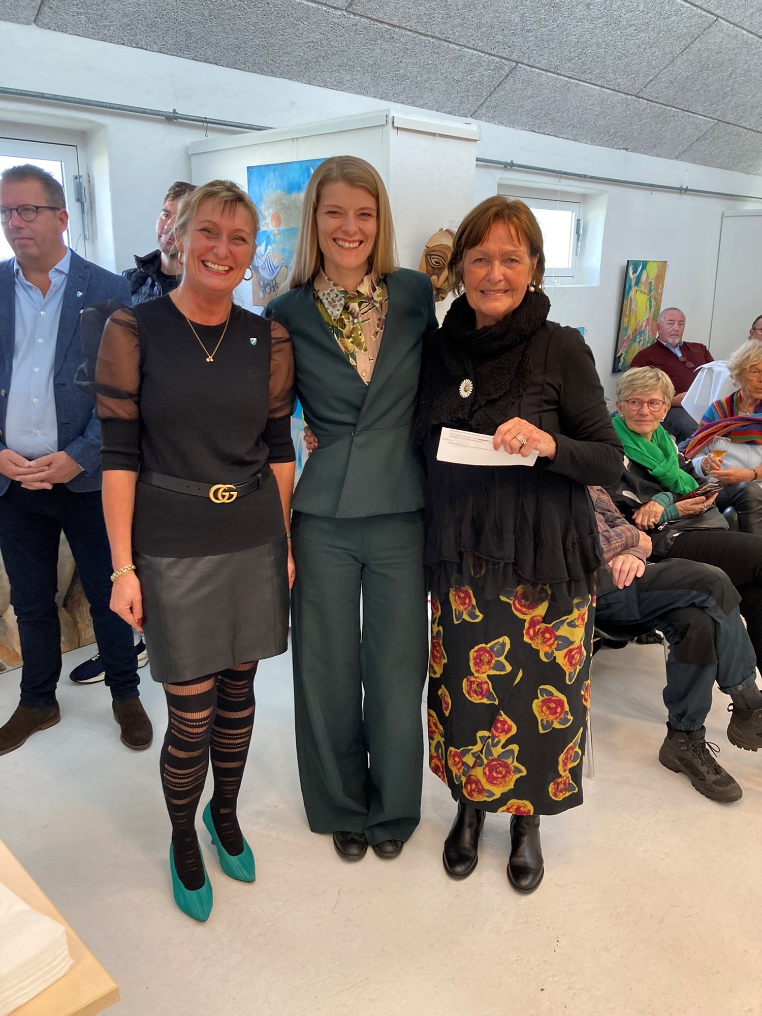 Helle Bak Andreasen, Ane Halsboe-Jørgensen m.fl.