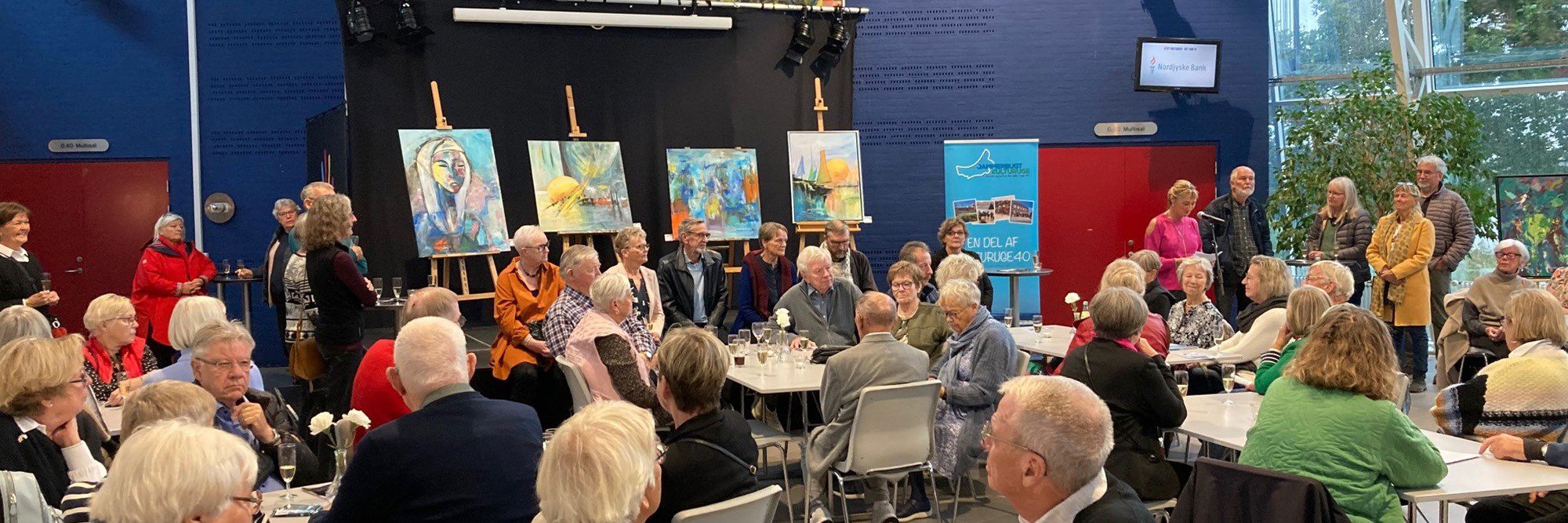 Publikum til fernisering