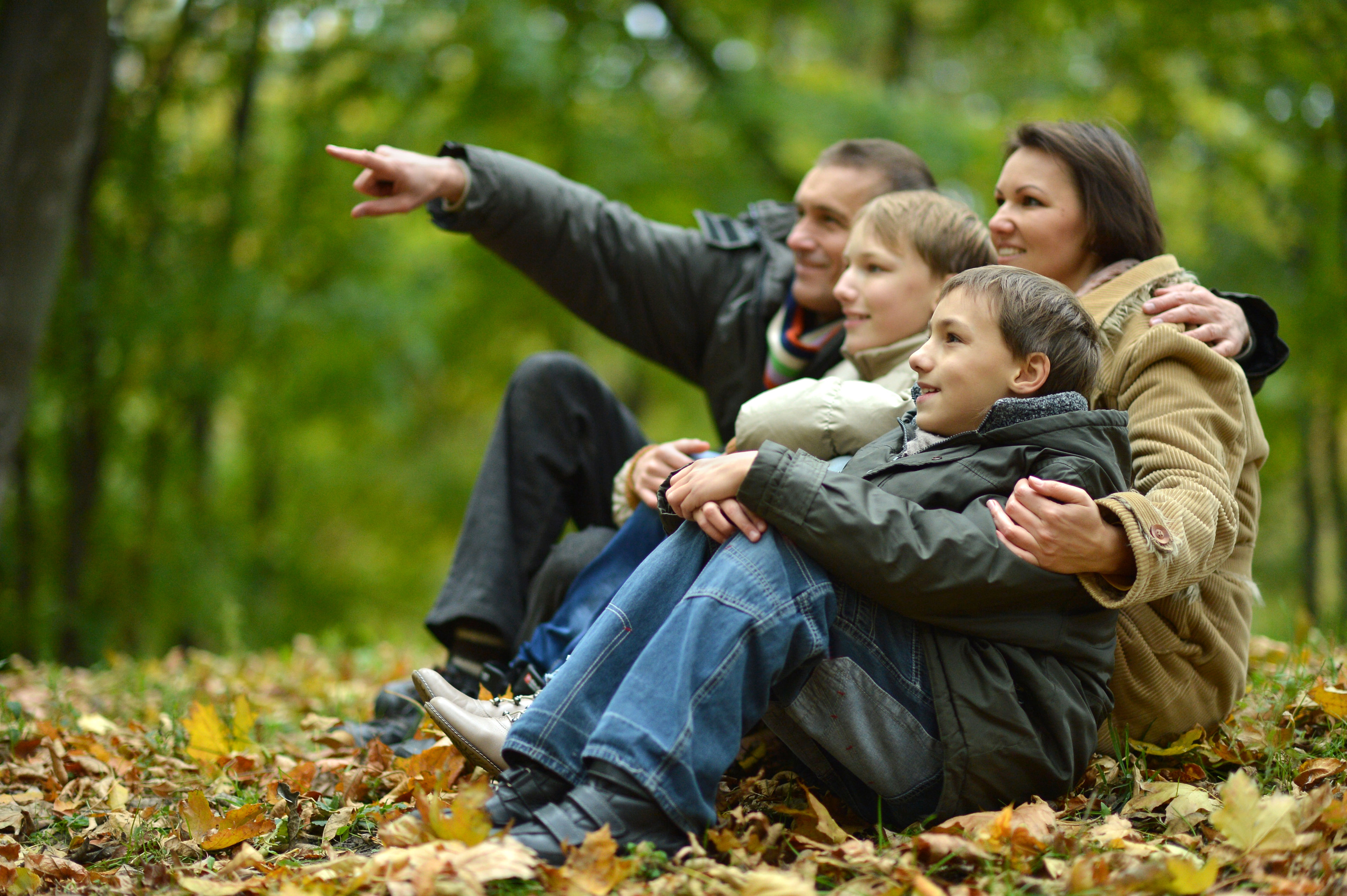 Familie i skoven