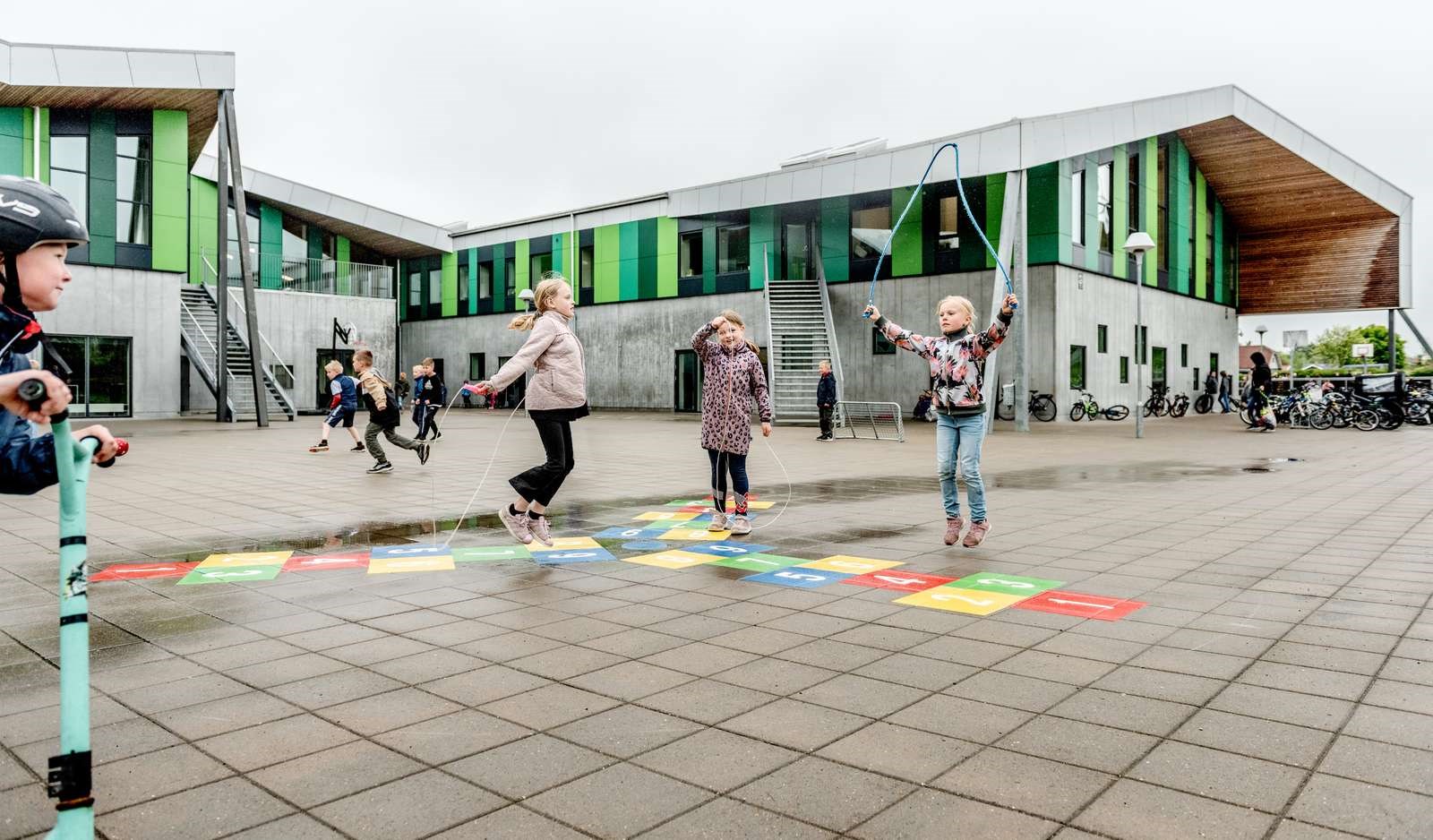 Aabybro Skoles skolegård