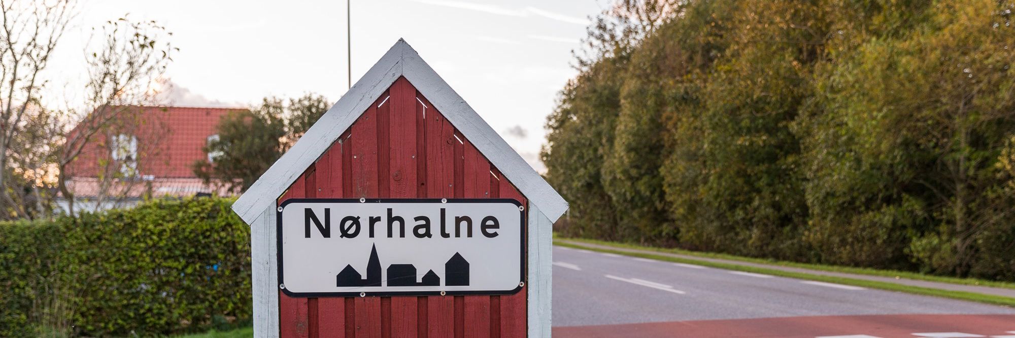 Nørhalne byskilt