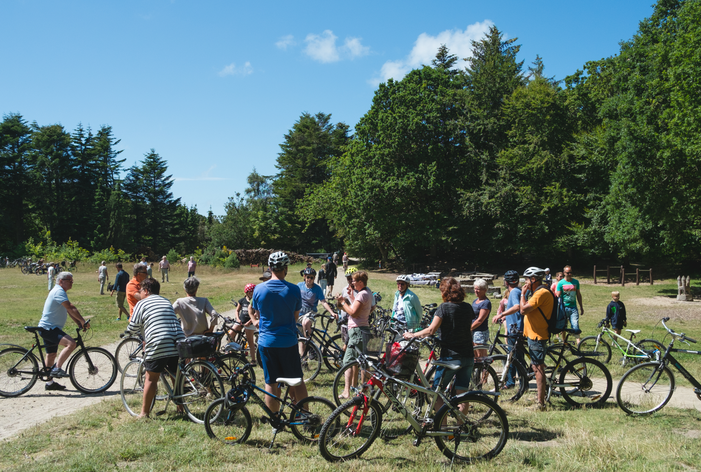 Blokhus Hune cykelister i natur