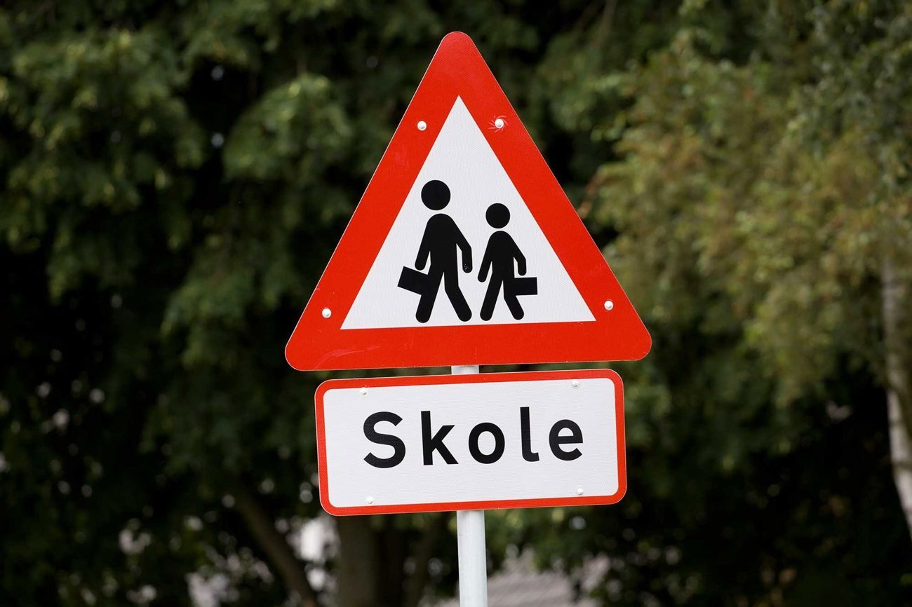 trafikskilt skolevej