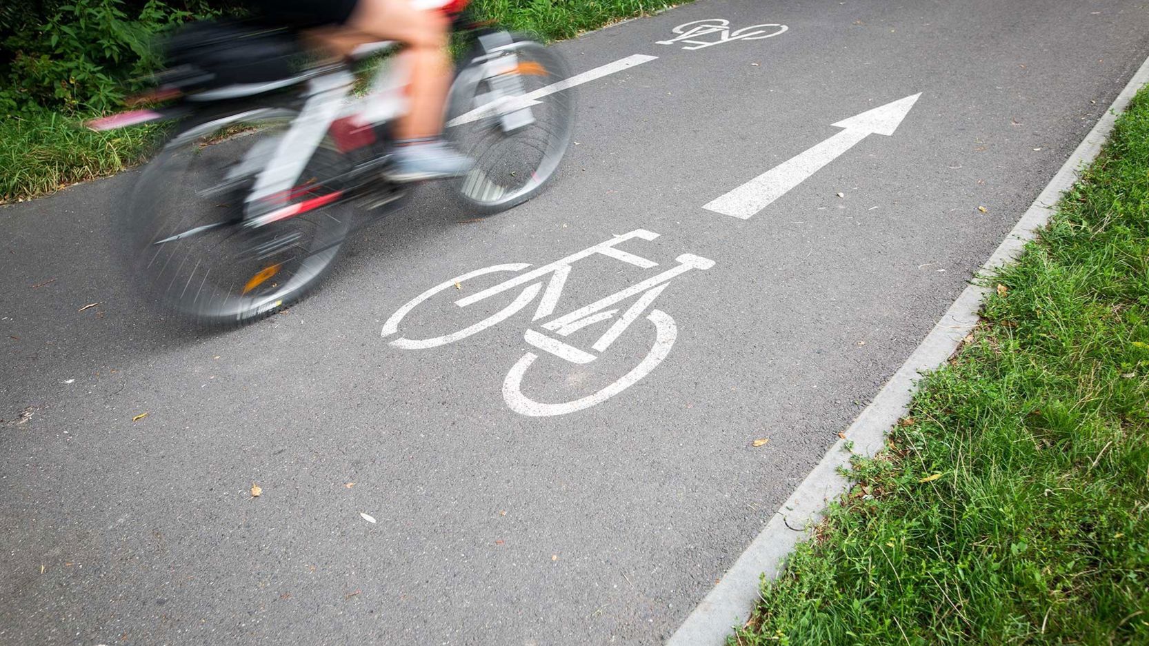 cykel på cykelsti