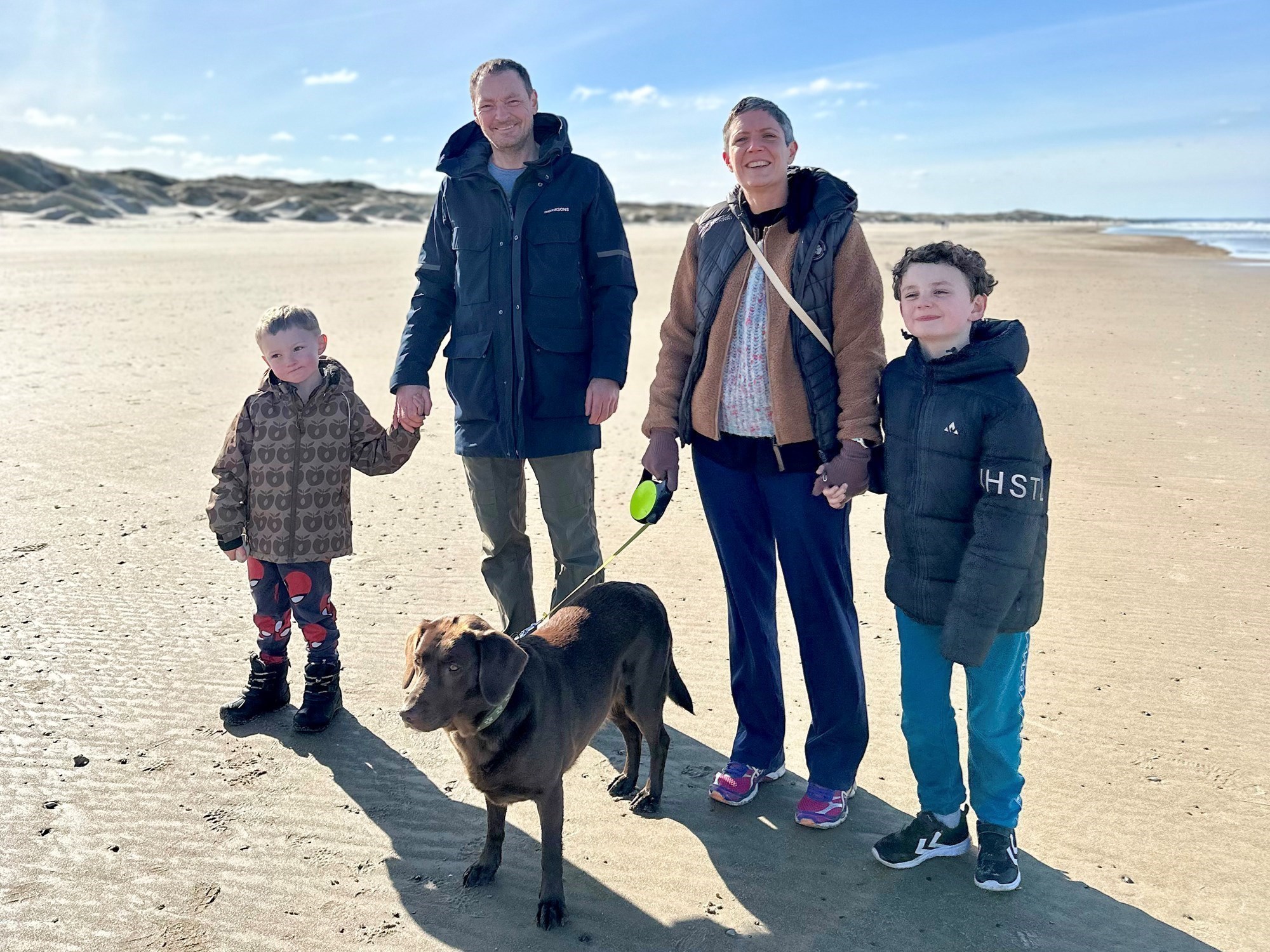 Familien Teglgaard på stranden