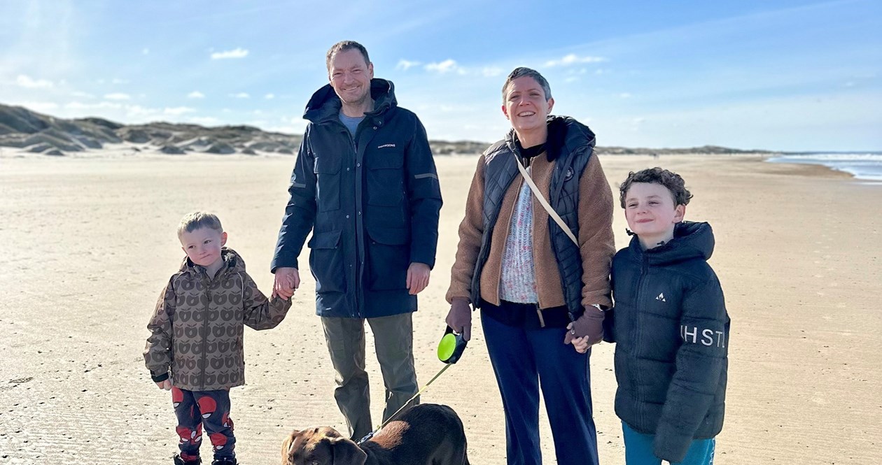 Familien Teglgaard på stranden