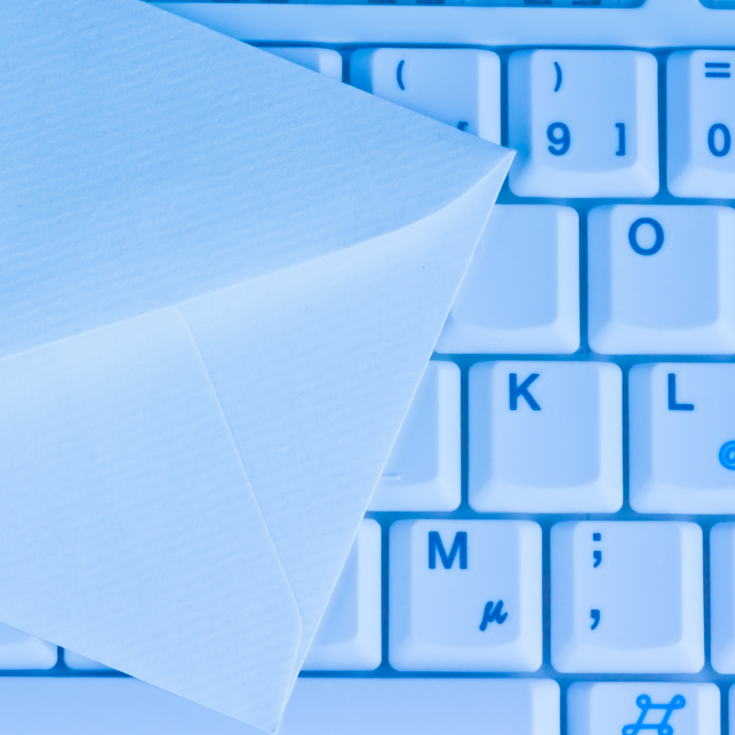 Nyhedsbrev i blå farver