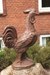 Skulptur af hane i Fjerritslev