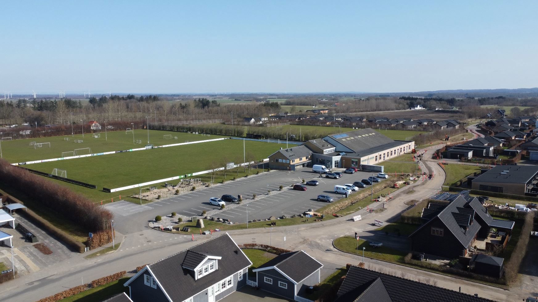 Nørhalne Hallen og stadion