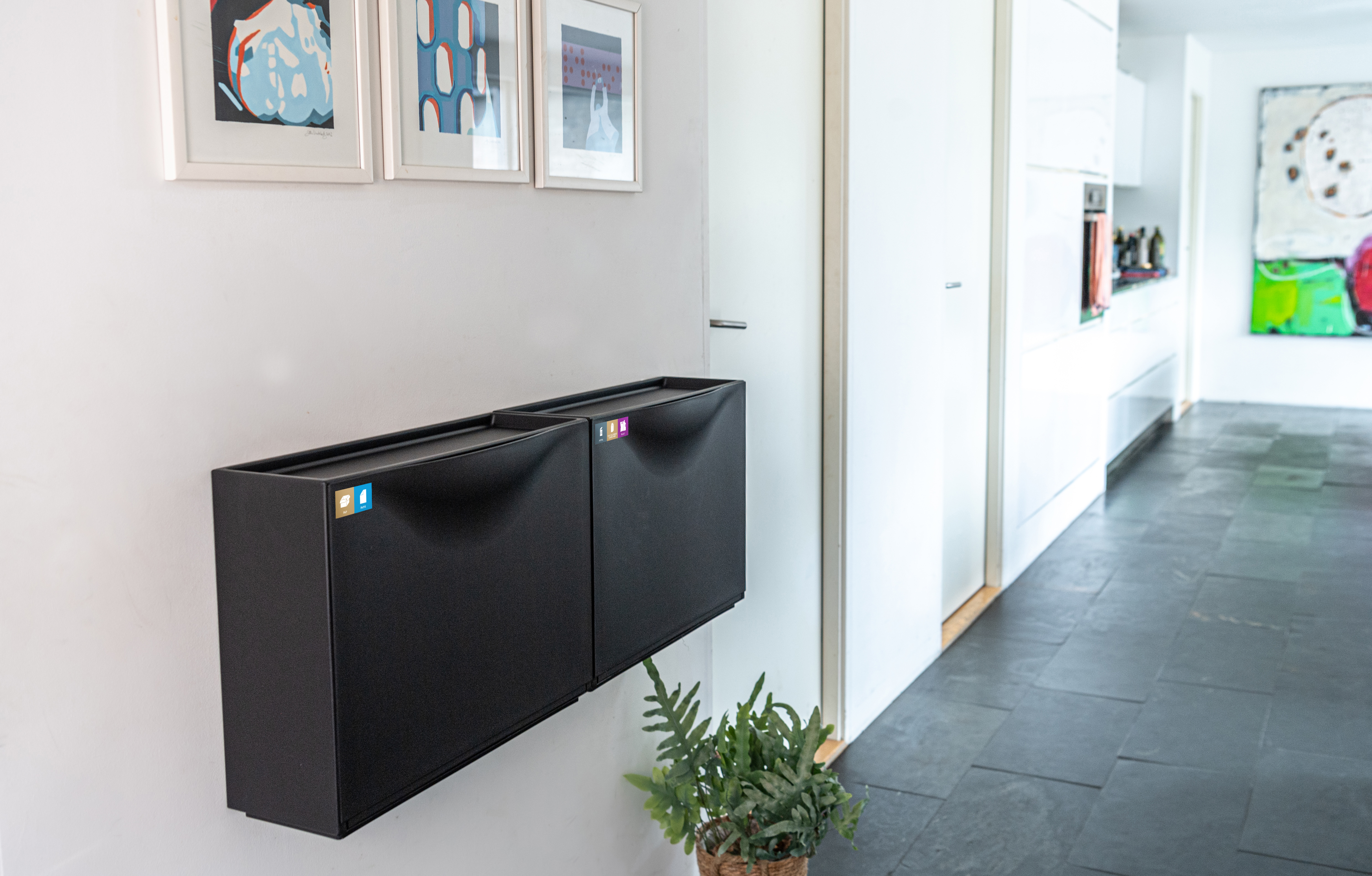 Postkasselignende sorteringsbeholdere