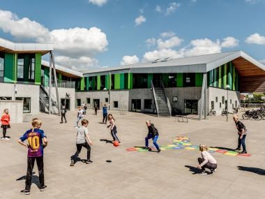 Aabybro Skoles skolegård