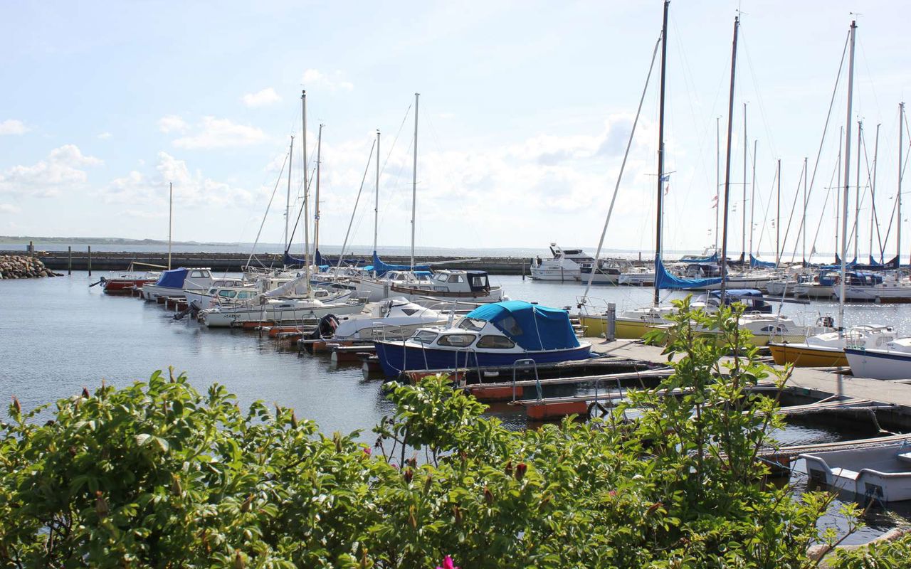 udsigt ud over Gjøl Havn