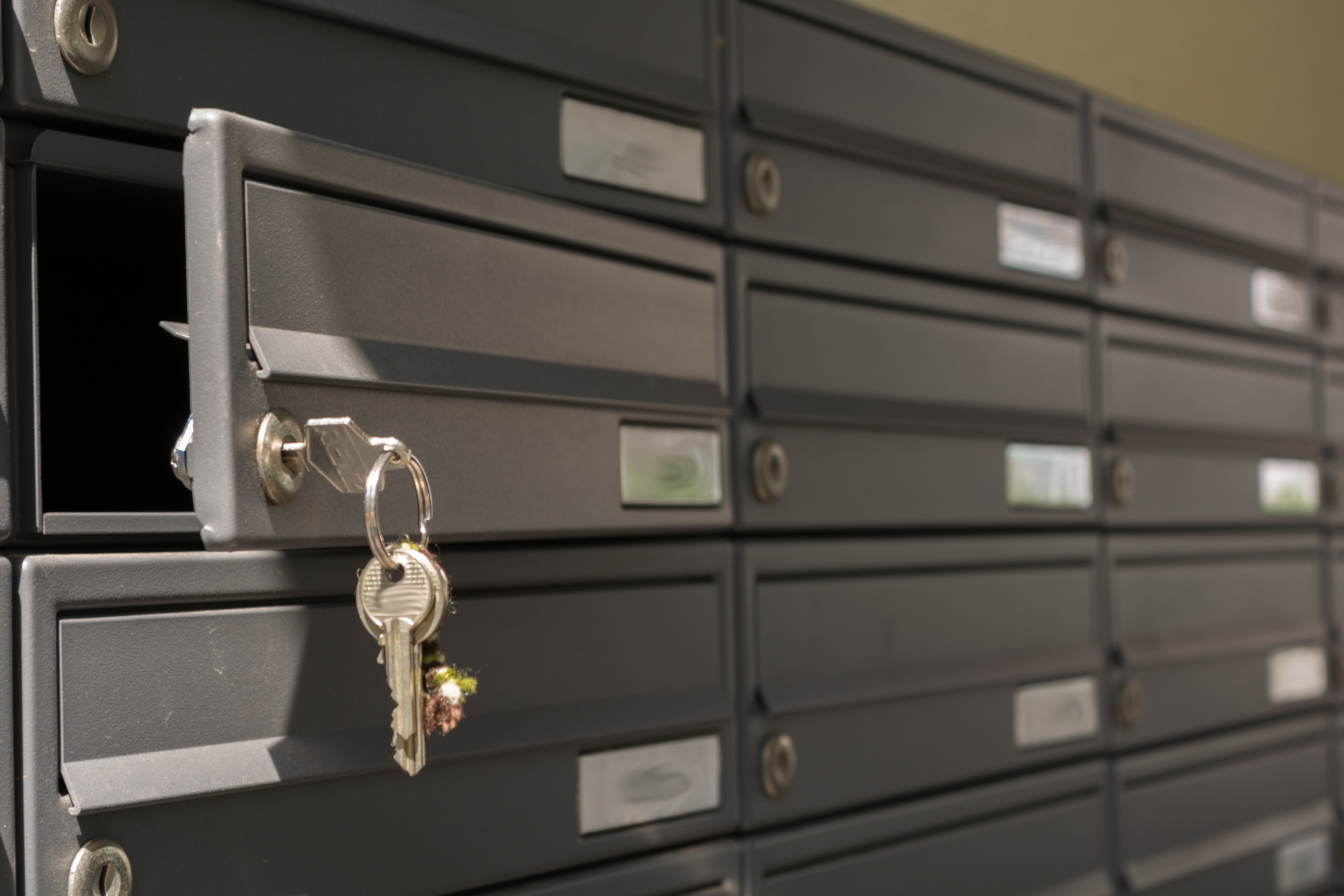 Række af postkasser