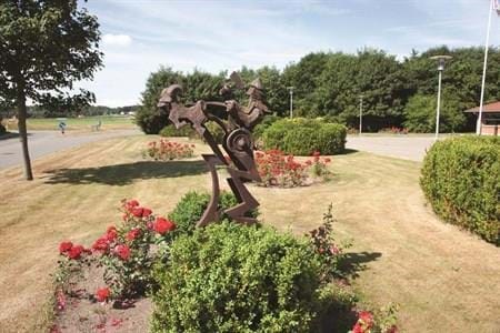 Thor i sin kærre Brovst