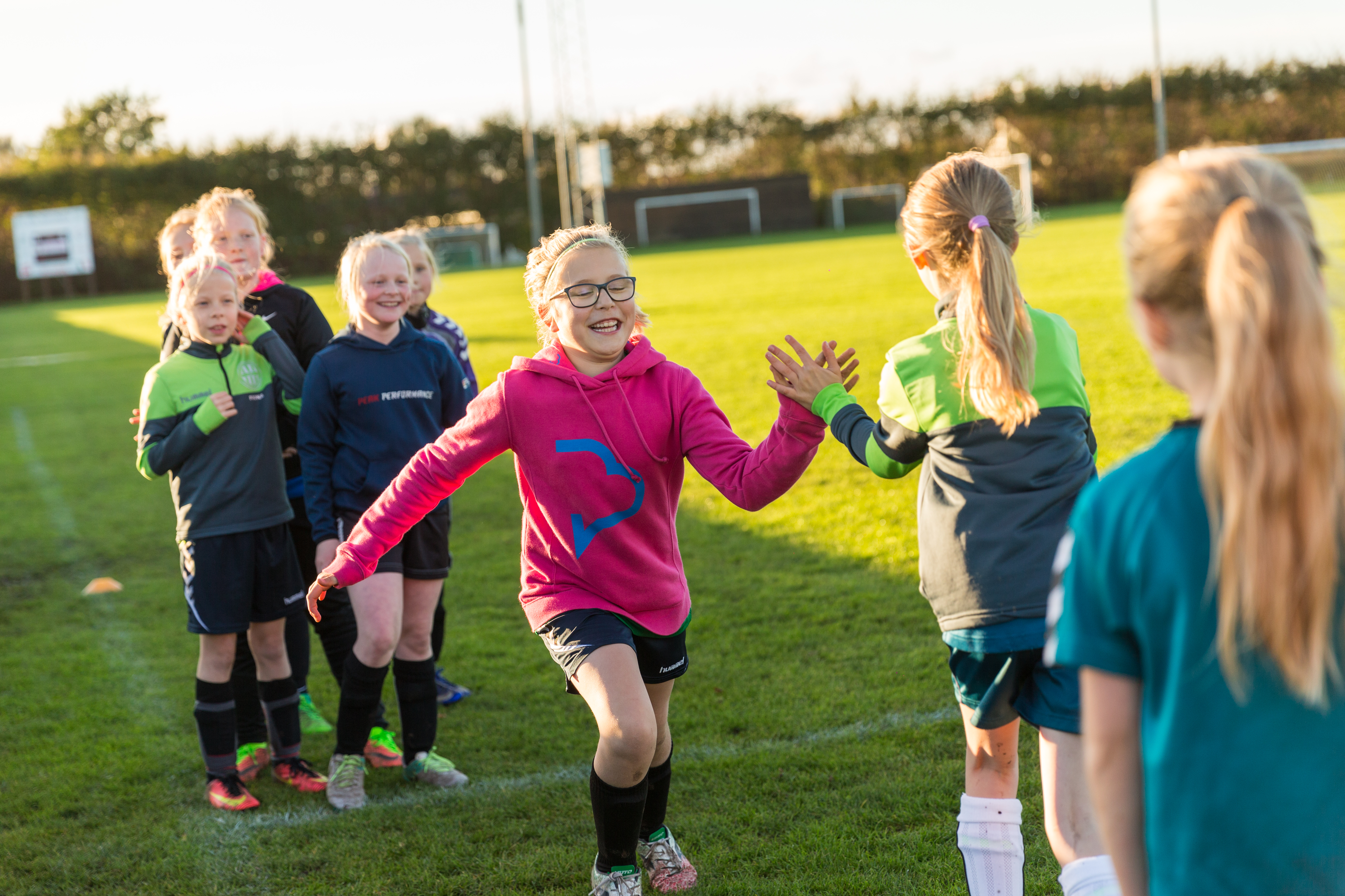 Piger der spiller fodbold